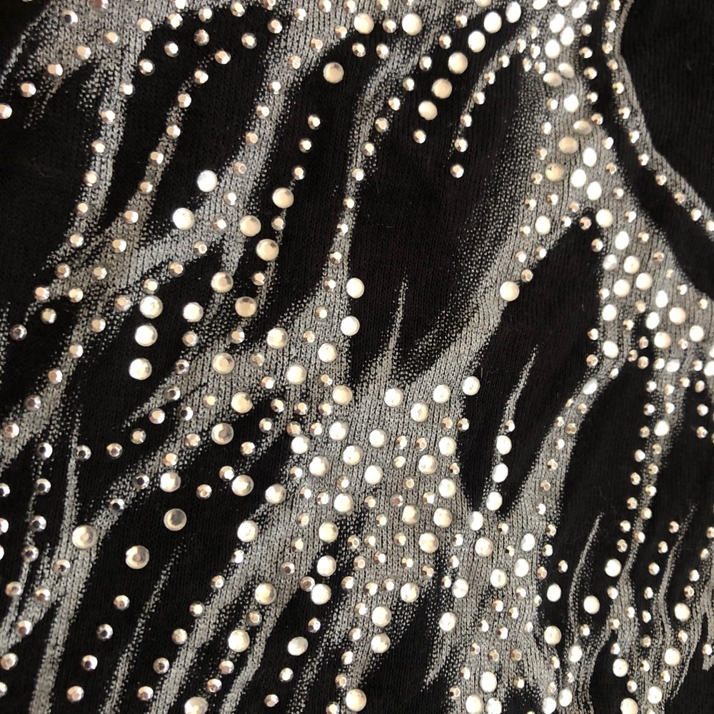 Angle wing blinged shawl - Picture 3 of 10